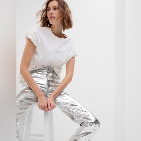 High Rise Vegan Leather Cheeky Straight Pants - Picture 3 of 6